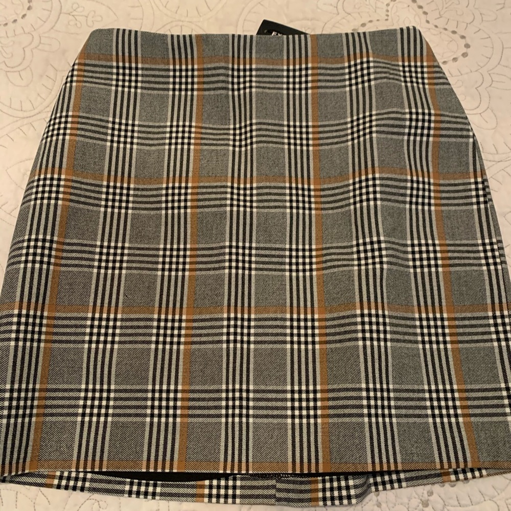 HIGH WAISTED PLAID STRAIGHT MINI SKIRT